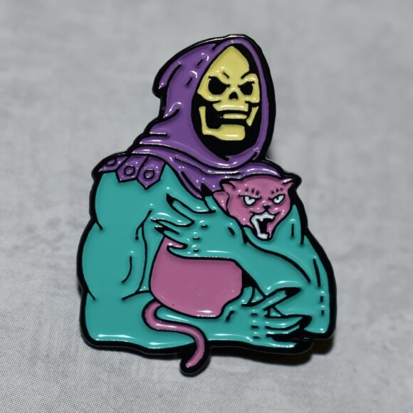 Jewelry - Skeletor Holding Panthor Cat HeMan 80s Comic Book Villain Enamel Pin